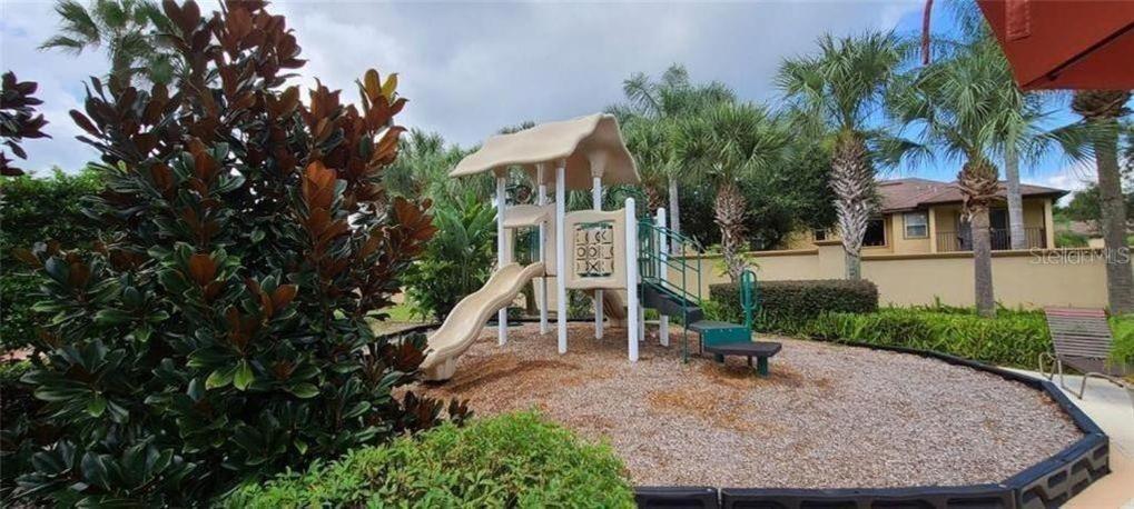 1307 Charming Regal Palms * Davenport