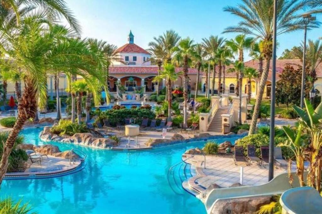 1307 Charming Regal Palms